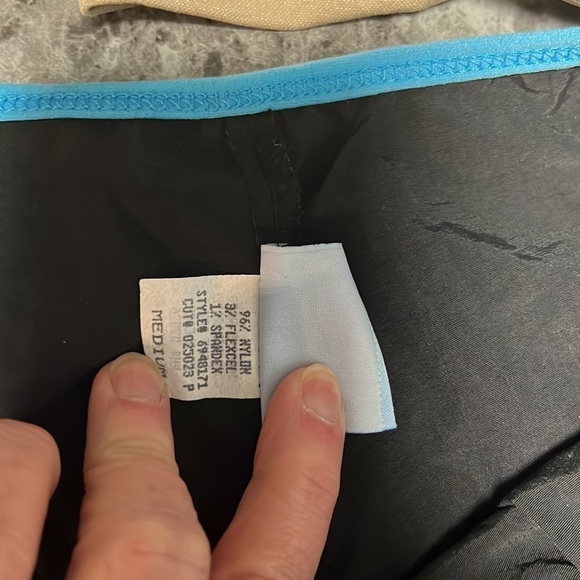 Becca Nylon Shorts or Swim Cover Up Medium - Picture 6 of 11